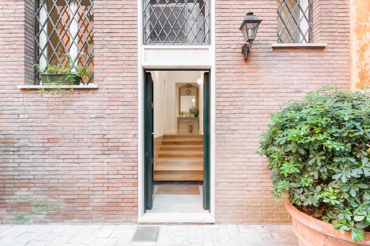 Lovatelli Home Al Campidoglio Rom Exteriör bild